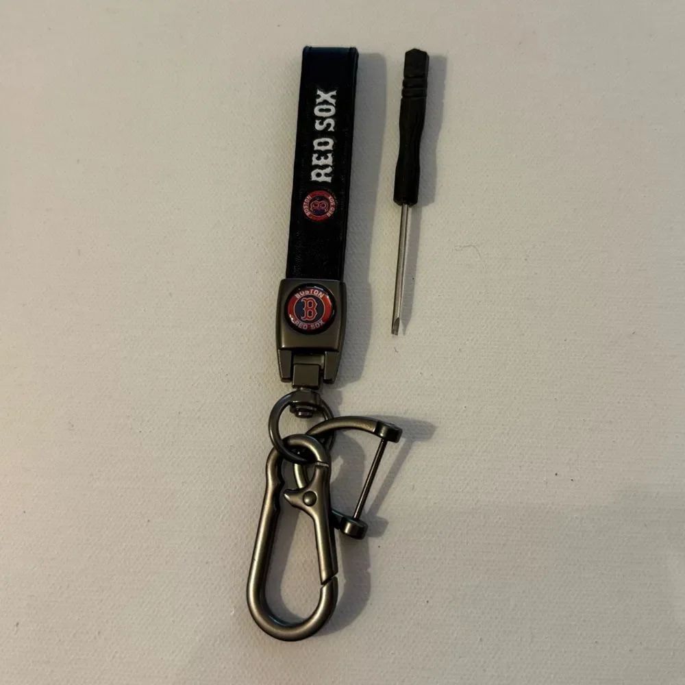 Boston Red Sox MLB Key Fob Keychain in Black Leather with Logo NWT